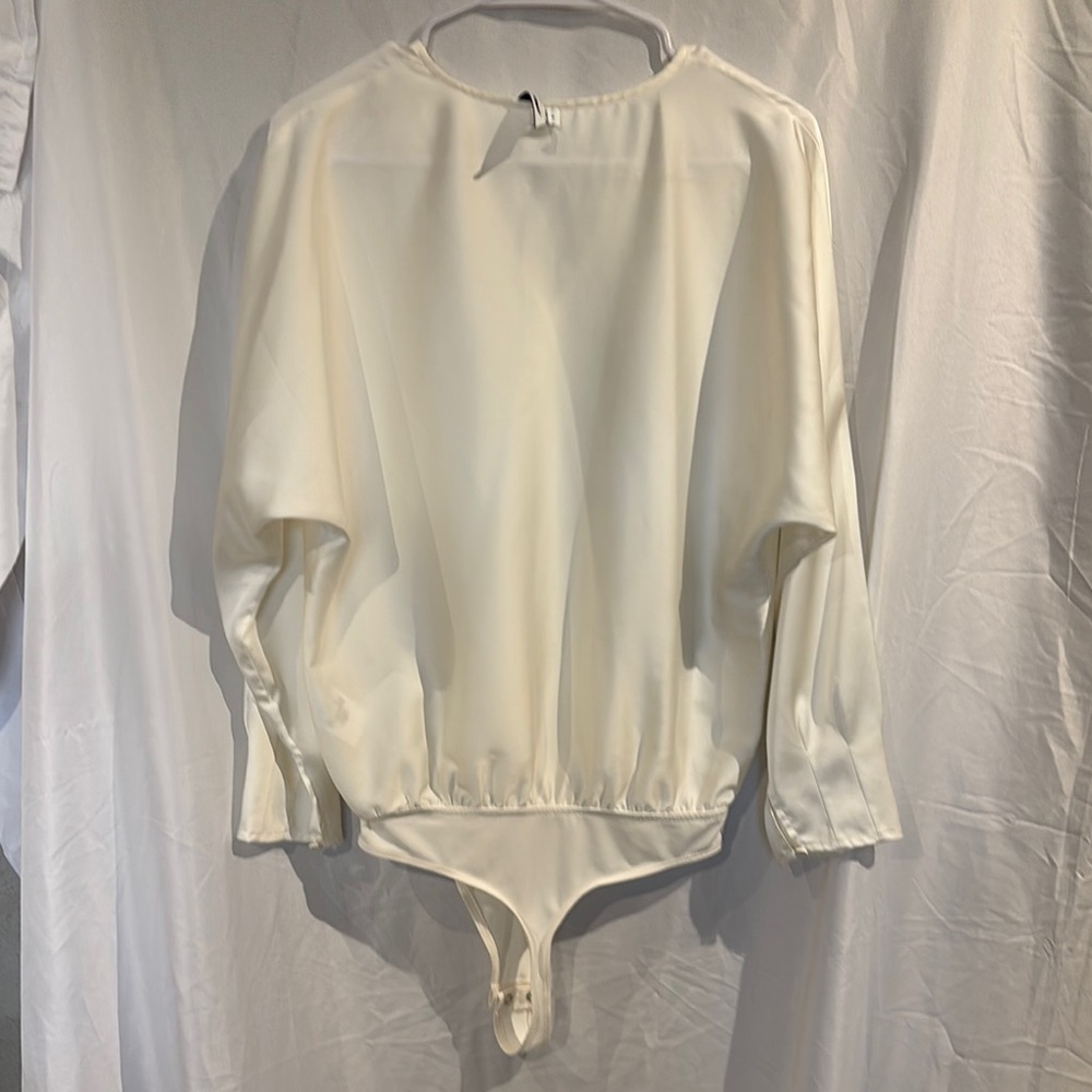 express - Picture 2 of 6